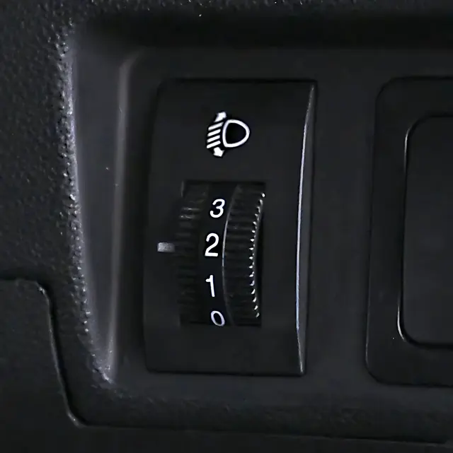 Headlamp Adjuster